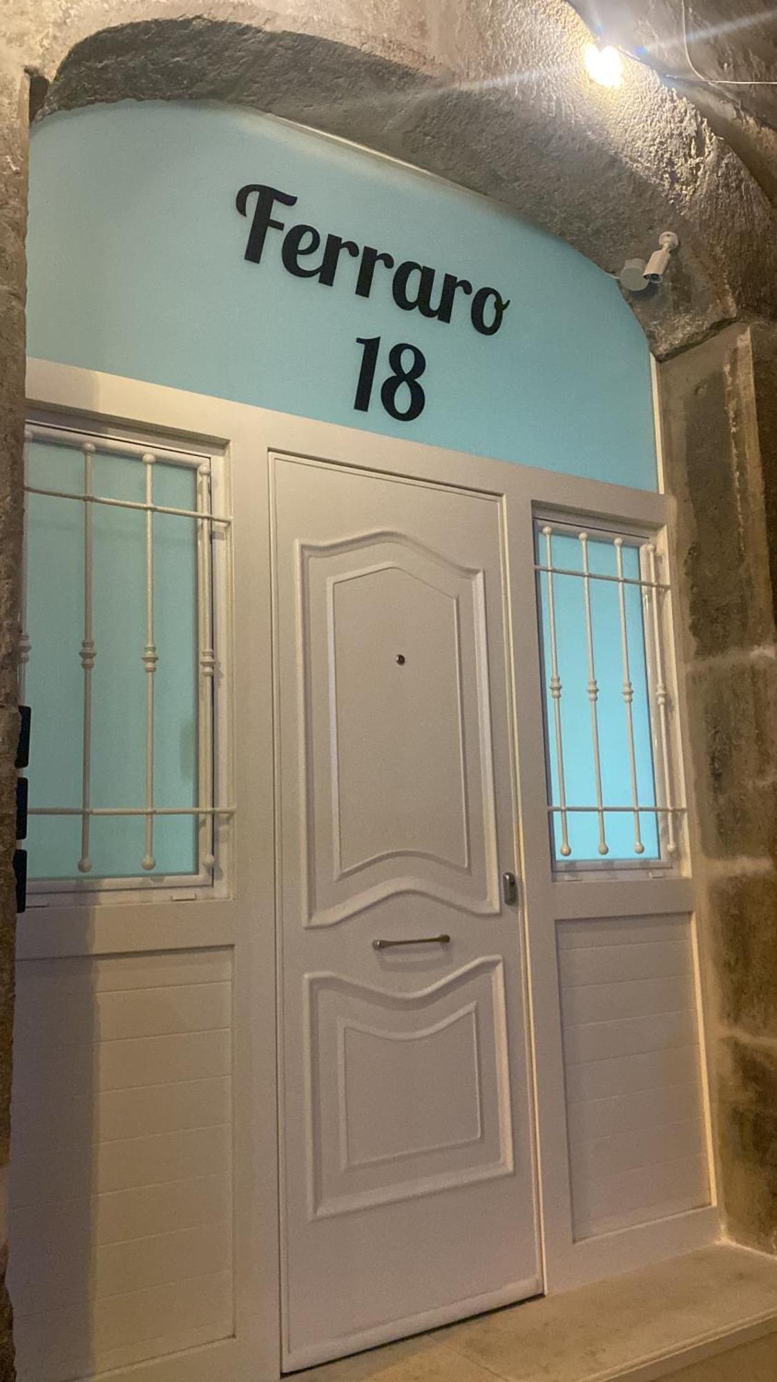 נאפולי La Suite Di Laura מראה חיצוני תמונה